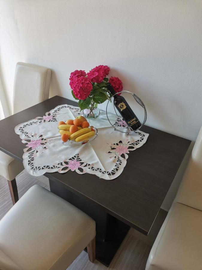 Apartments Becir โมลูนัท ภายนอก รูปภาพ
